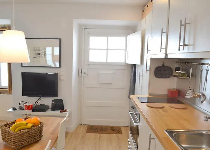 Tp Factory 15, Lisbon Apartment